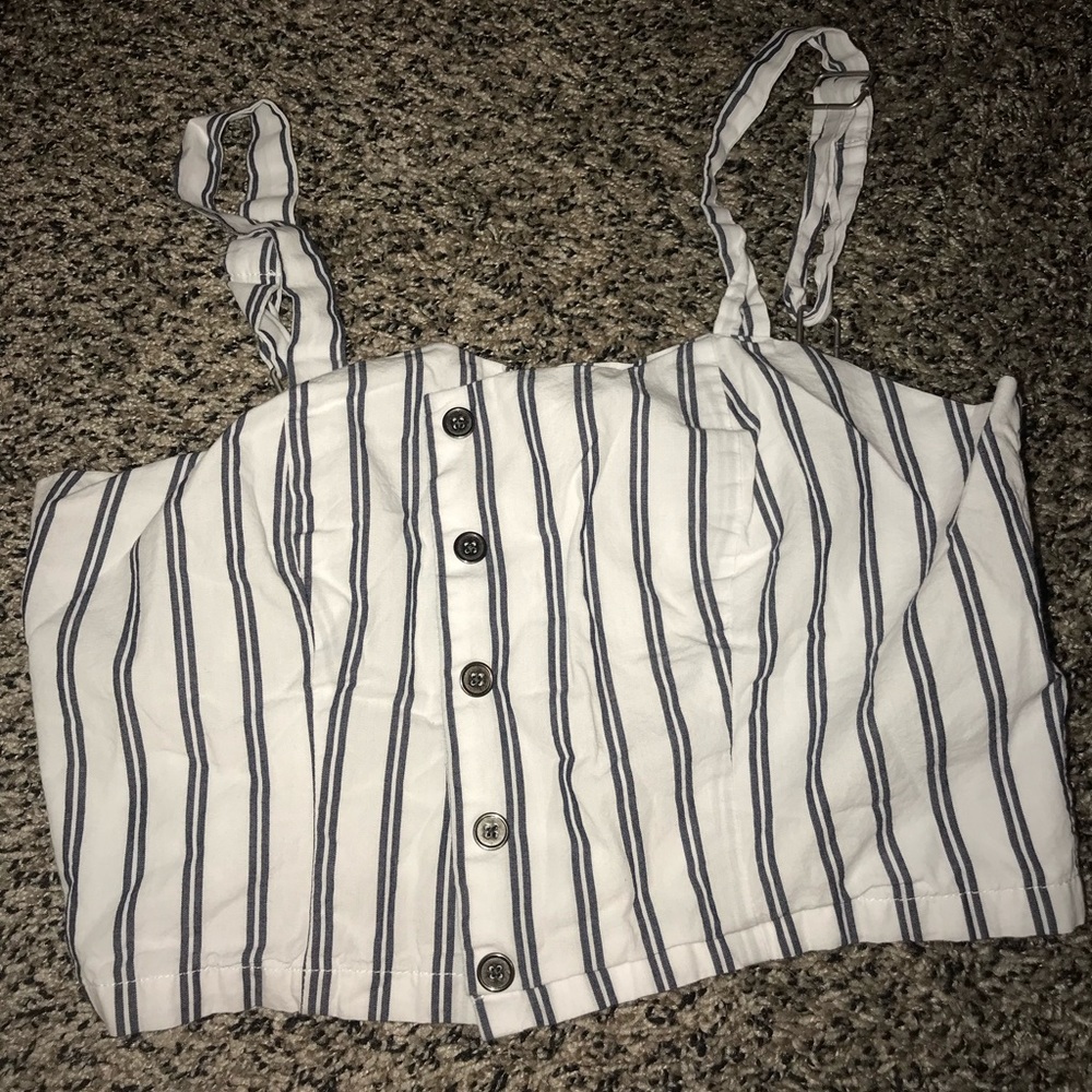Tank top / crop top